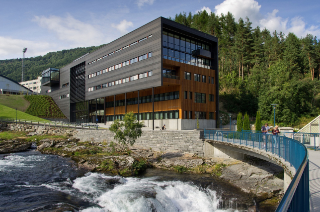 Høgskulebygget i Sogndal